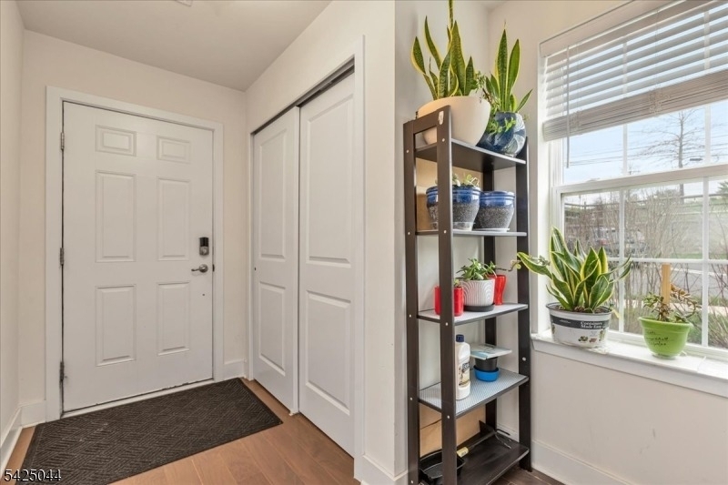309 Saratoga Ct - Photo 1
