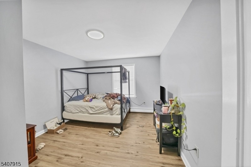 137 Belvidere Ave - Photo 4
