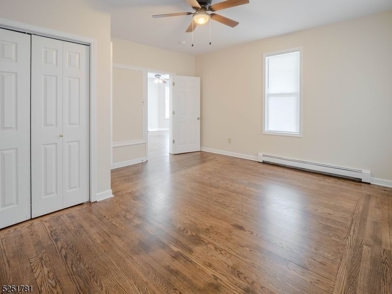 48 Unionville Ave - Photo 2