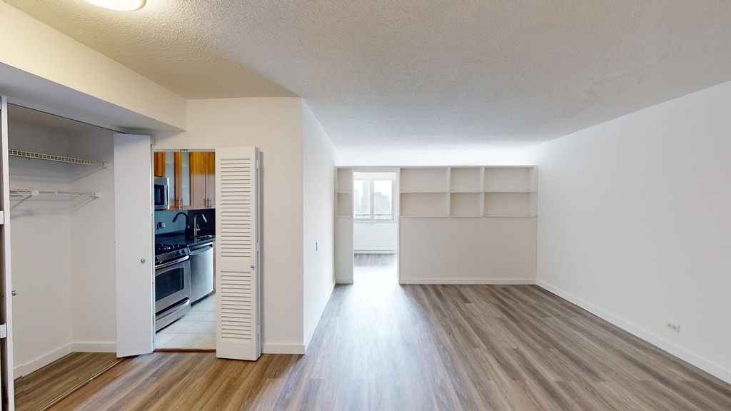 401 E 34th St - Photo 1