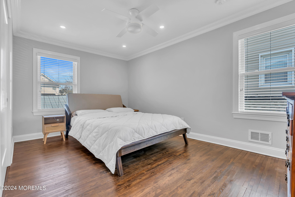 718 19th Avenue - Photo 22