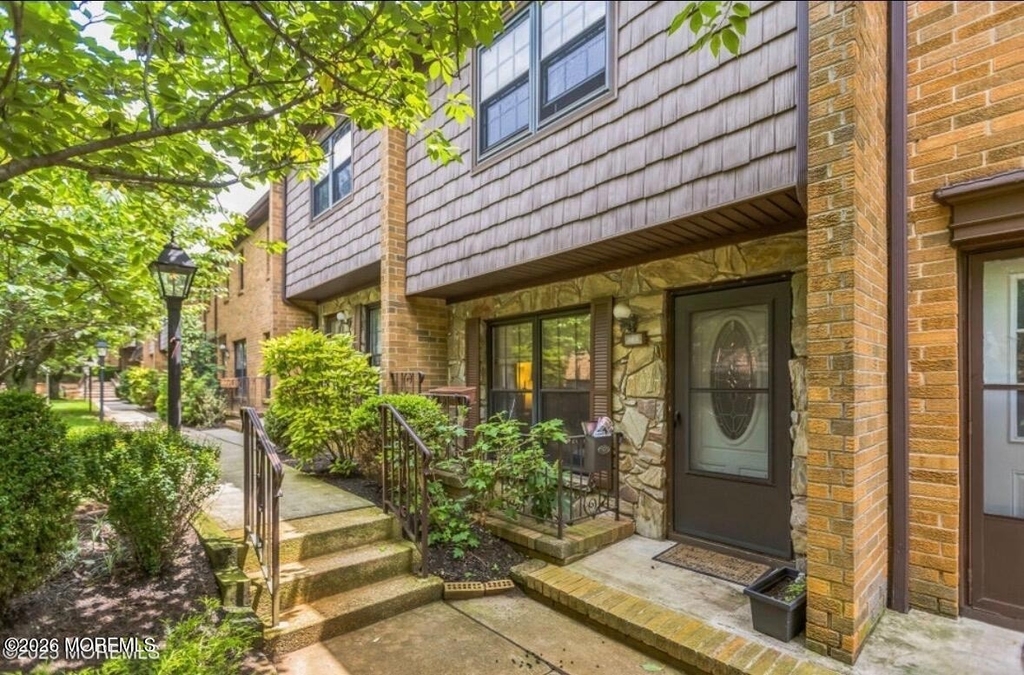 321 Spring Street - Photo 1