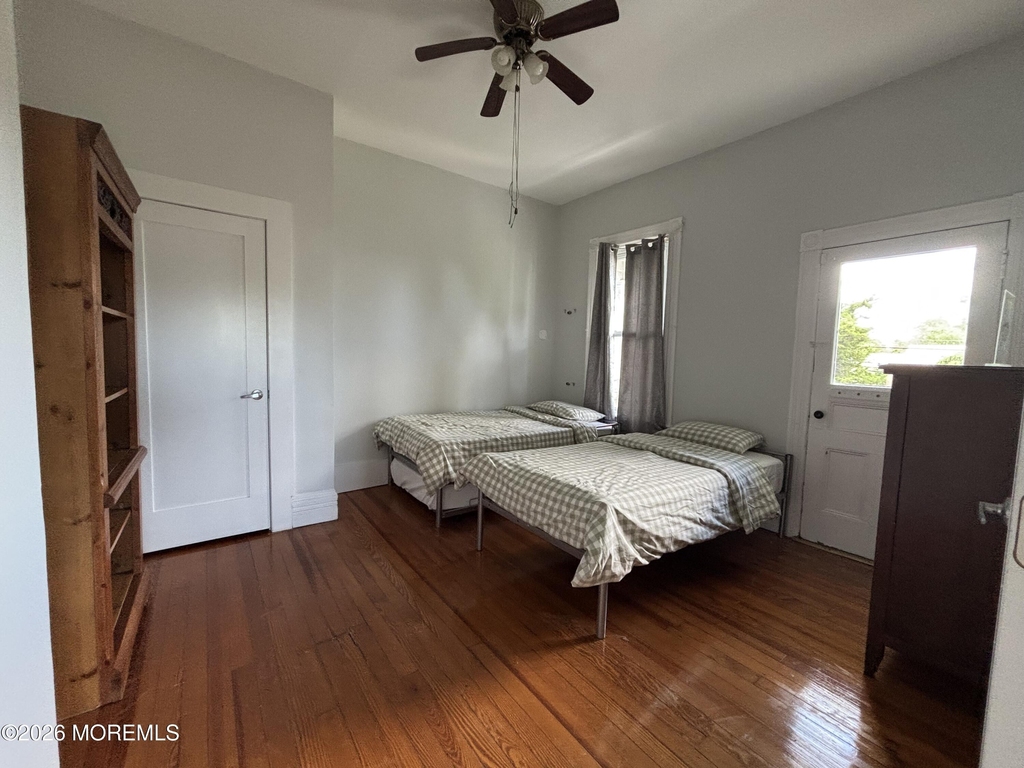 64 Hollywood Avenue - Photo 21