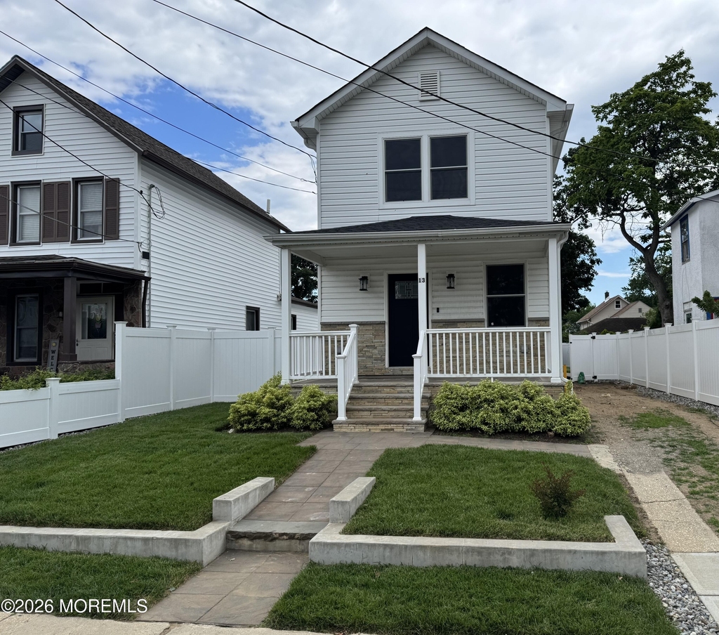 13 Locust Avenue - Photo 0