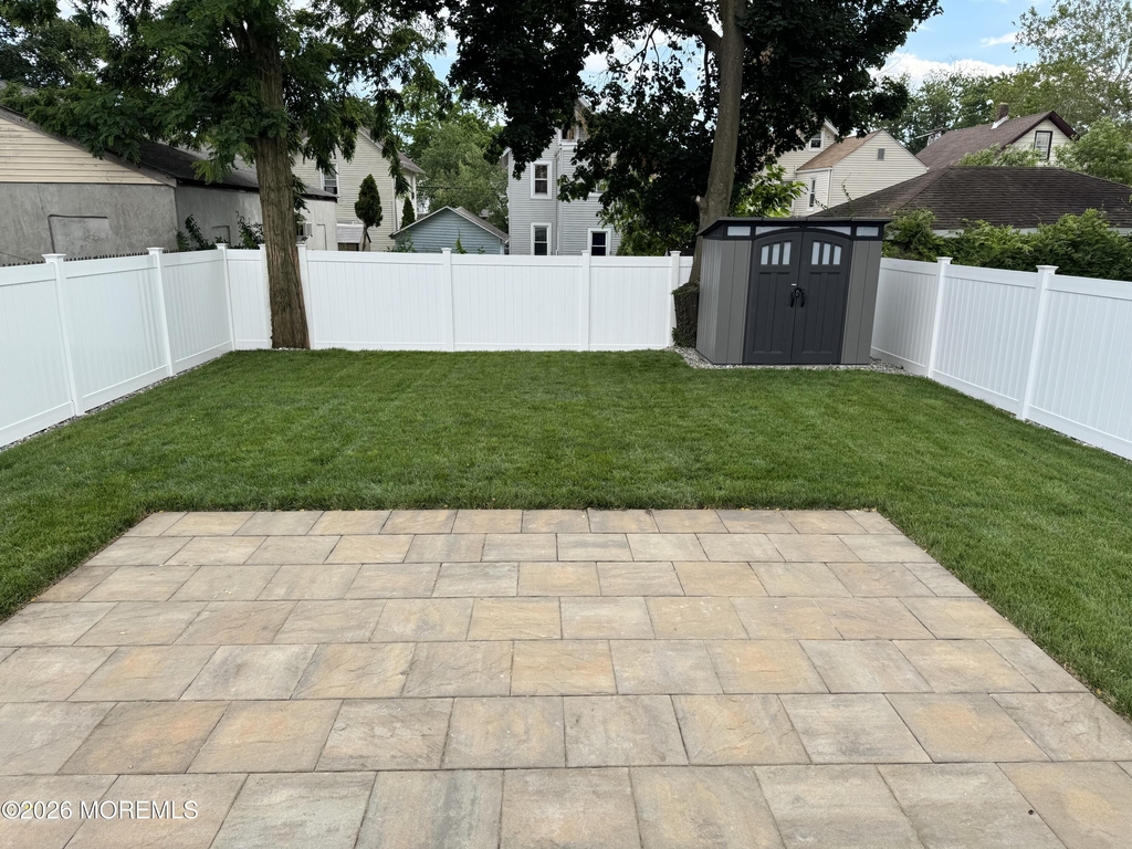13 Locust Avenue - Photo 19