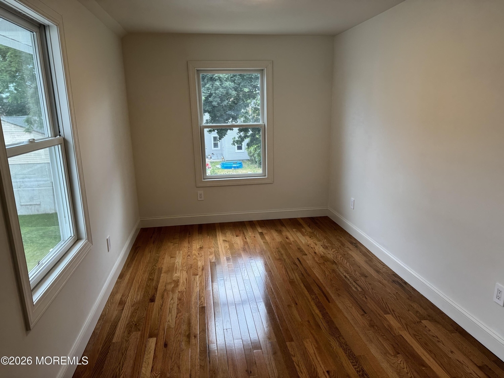 13 Locust Avenue - Photo 15