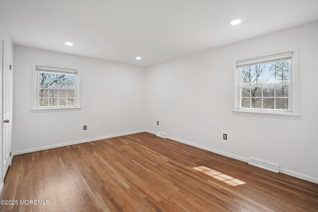 10 Monroe Court - Photo 27