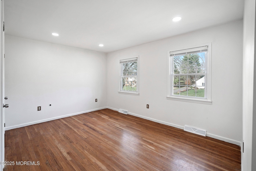 10 Monroe Court - Photo 28