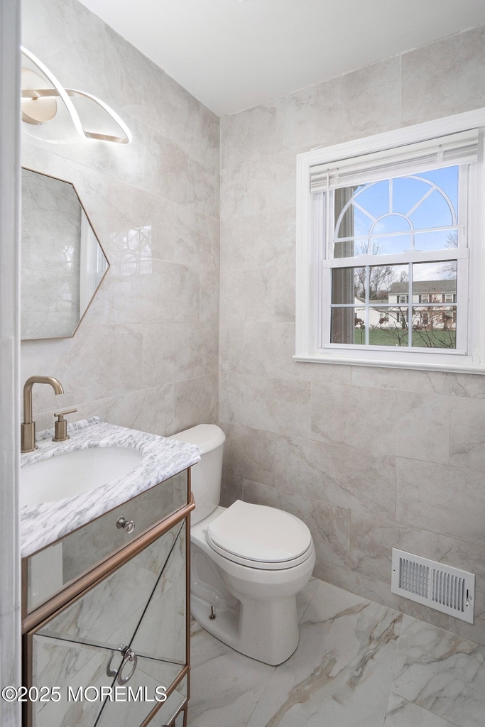 10 Monroe Court - Photo 18