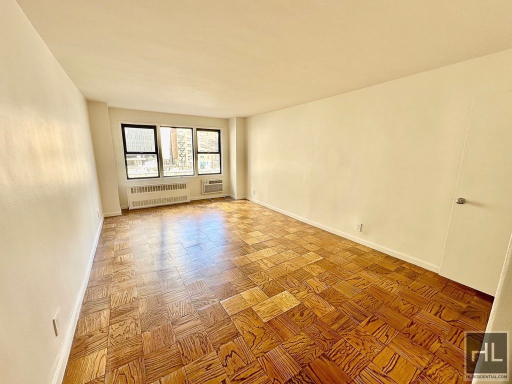 East 36 Street - Photo 0
