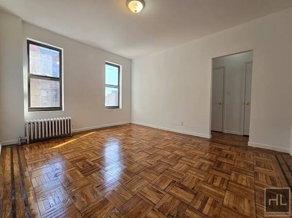 Buffalo Avenue - Photo 2