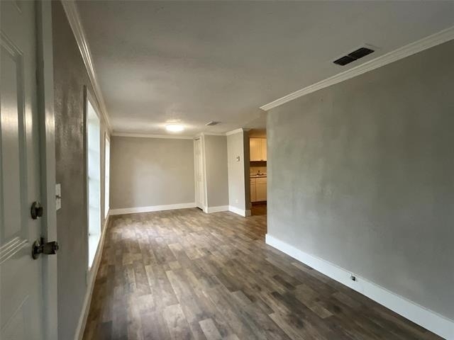 560 Athens Street - Photo 3