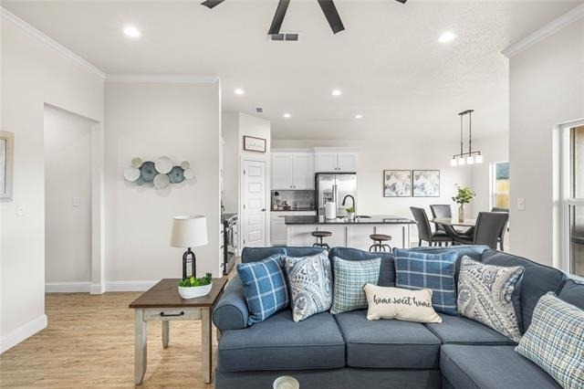 7615 Hudson - Photo 1