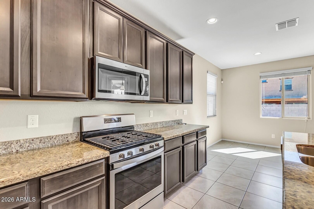 5429 W Lydia Lane - Photo 9