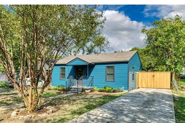 2610 Michigan Avenue - Photo 2