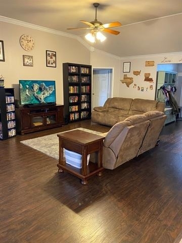 1025 Cressmont Street - Photo 1
