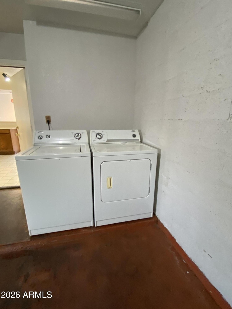 6746 W Ruth Avenue - Photo 14