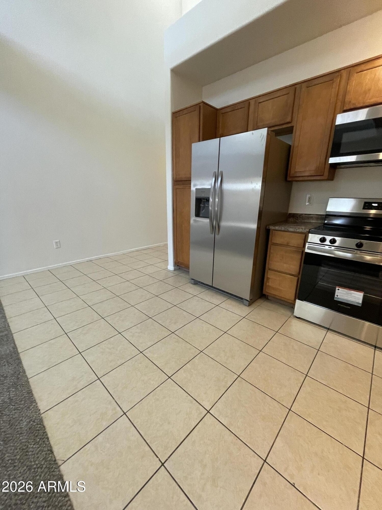 15635 N 29th Street - Photo 3