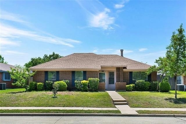 1510 Gardenia Drive - Photo 0