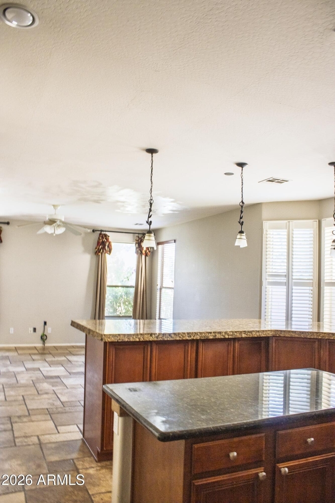 10321 W Windsor Avenue - Photo 12