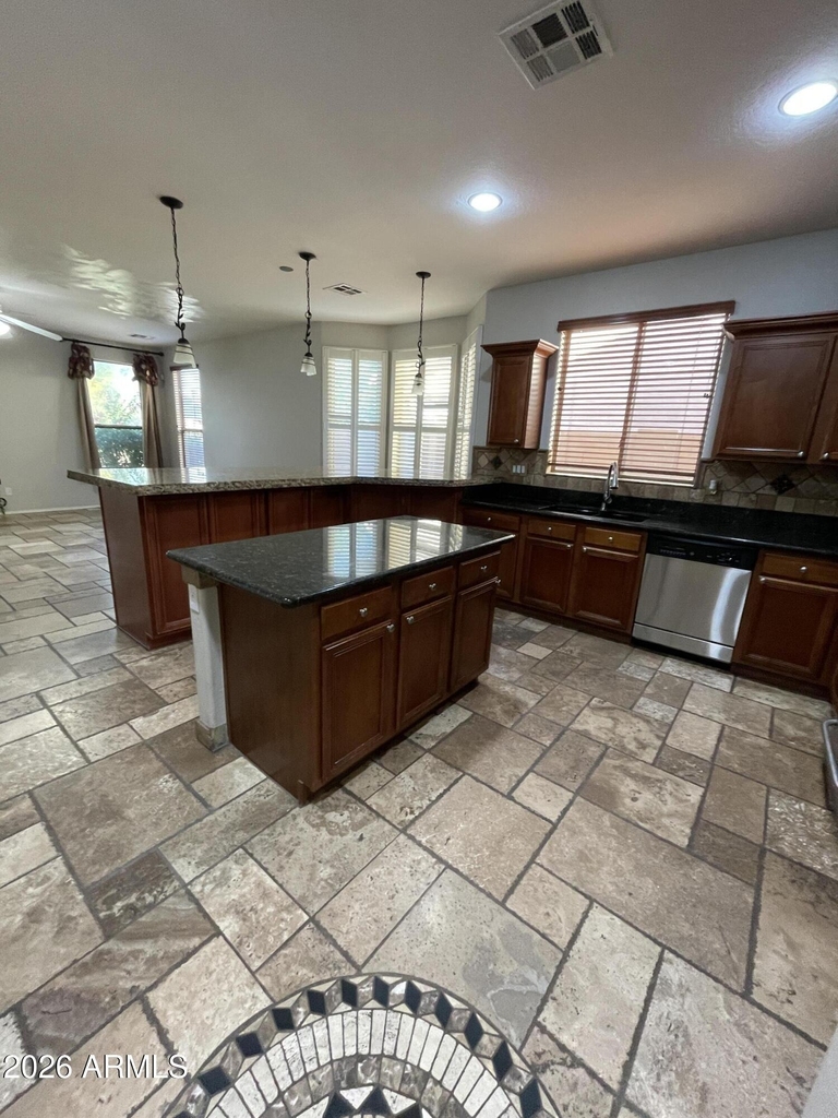 10321 W Windsor Avenue - Photo 15