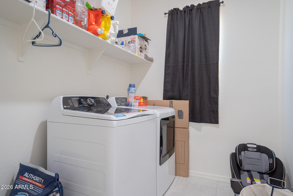 36043 W Santa Clara Avenue - Photo 16