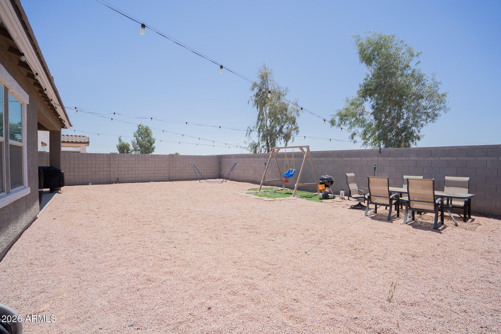 36043 W Santa Clara Avenue - Photo 26