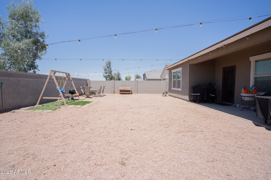 36043 W Santa Clara Avenue - Photo 23