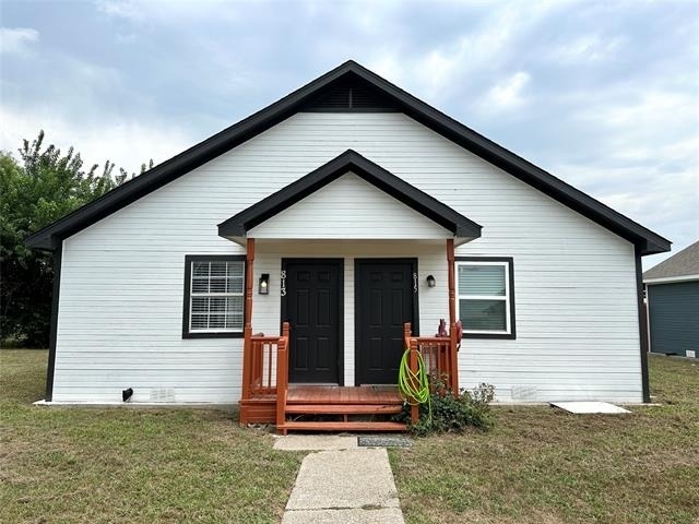 813 Kingdom Circle - Photo 0