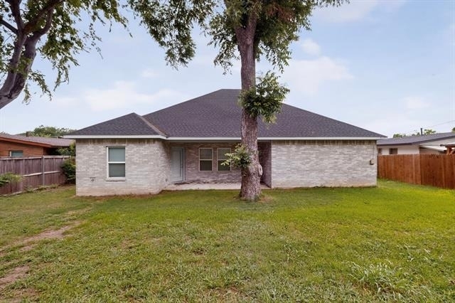 2000 Skylark Drive - Photo 35