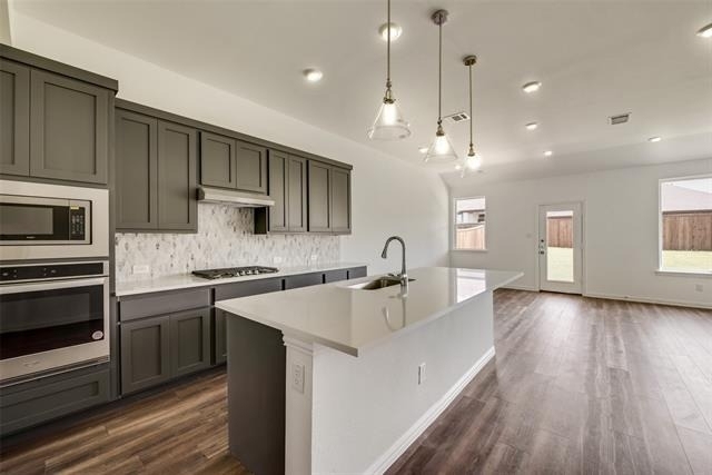 1820 Purtis Creek Drive - Photo 1