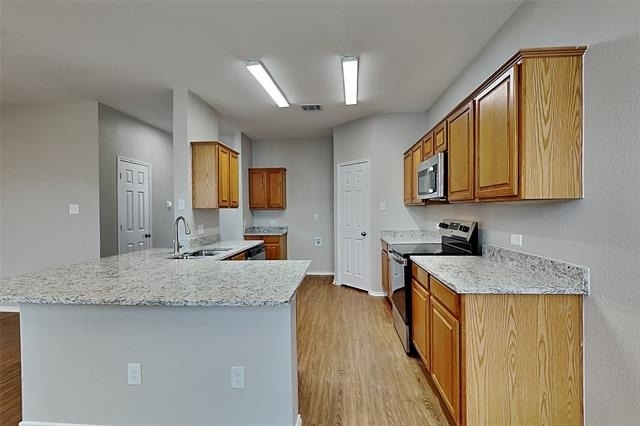 7908 Swan Park Drive - Photo 5