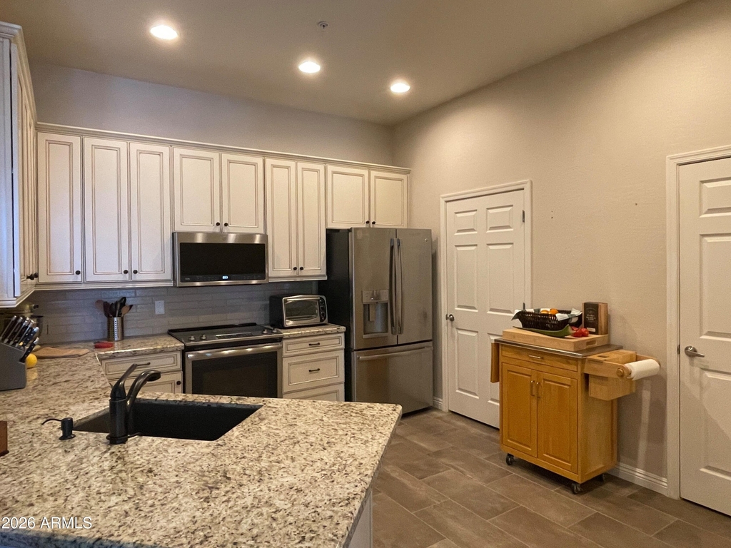 14575 W Mountain View Boulevard - Photo 1