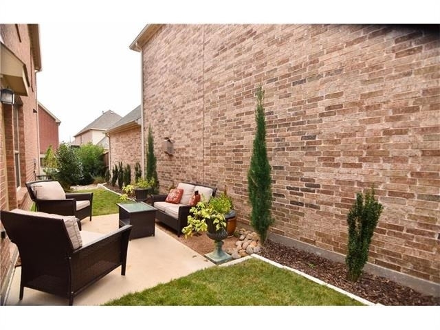 1708 Estacado Drive - Photo 14