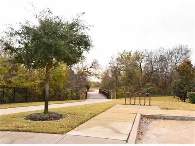 1708 Estacado Drive - Photo 20