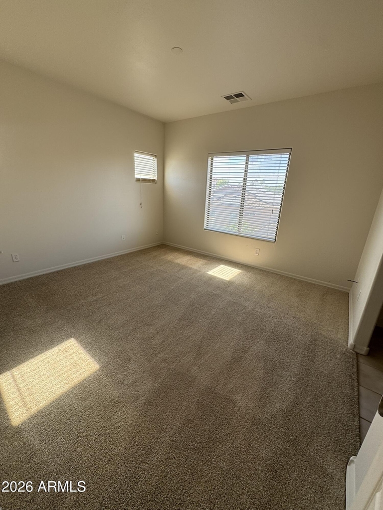 12128 W Tara Lane - Photo 13