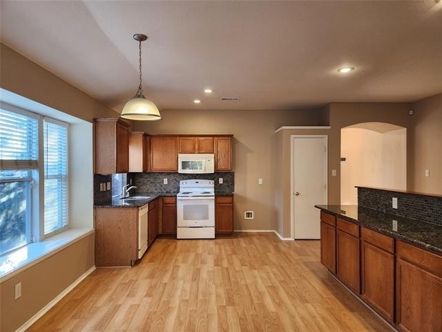 3913 Chimney Rock Drive - Photo 6