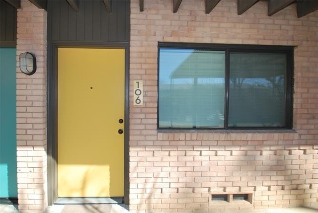 5004 Live Oak Street - Photo 1