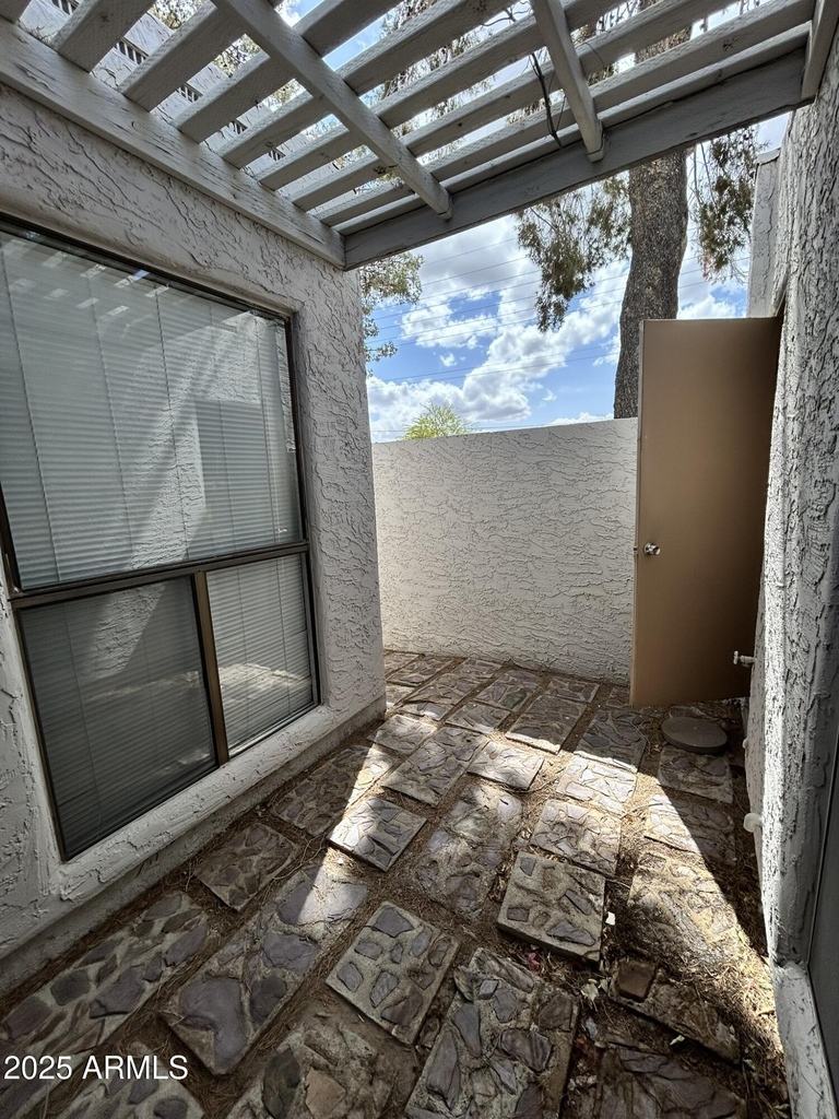 329 E Ambassador Drive - Photo 17