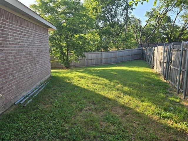 1512 Parrot Court - Photo 12
