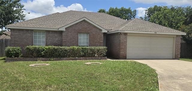 1512 Parrot Court - Photo 0