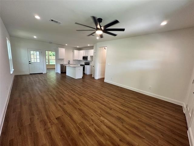 2216 Langford Street - Photo 2