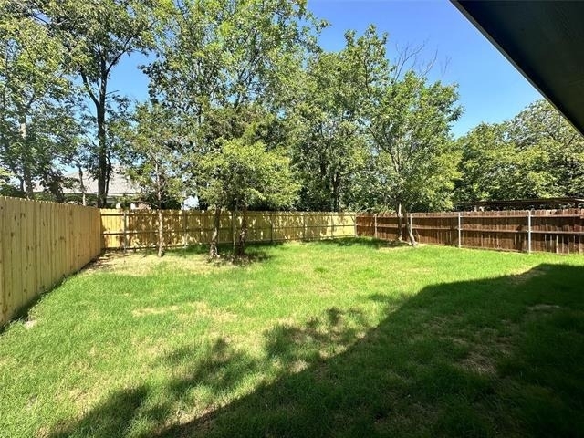 2216 Langford Street - Photo 15