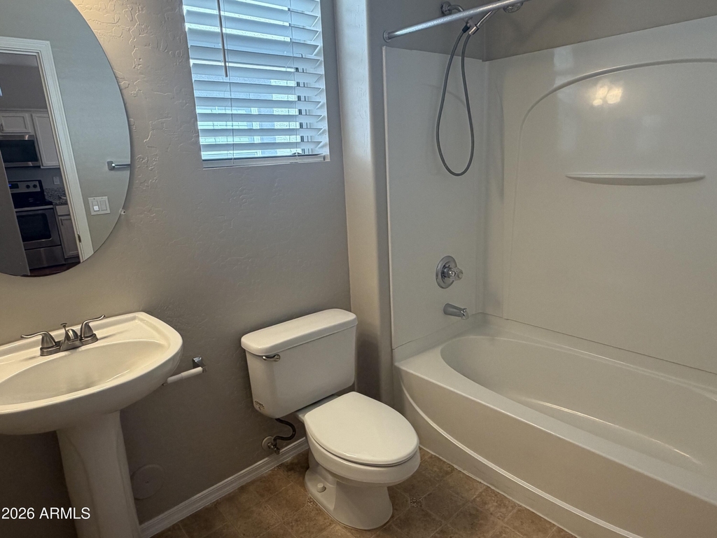 156 W Campbell Court - Photo 9