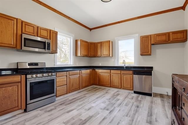 1115 W Bond Street - Photo 13