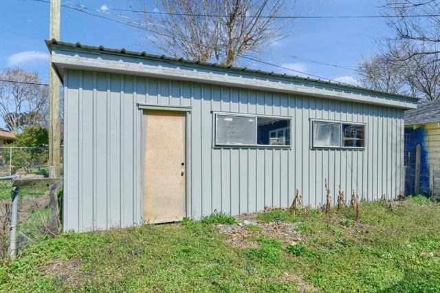 1115 W Bond Street - Photo 25