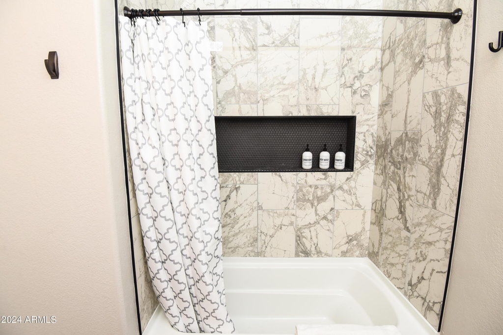 5921 E Grandview Road - Photo 43