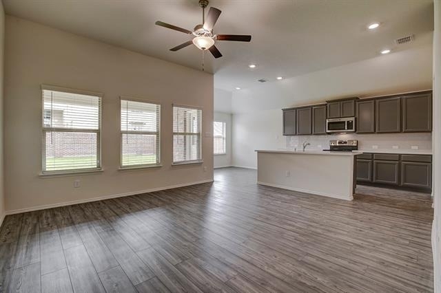 454 Stuart Lane - Photo 3