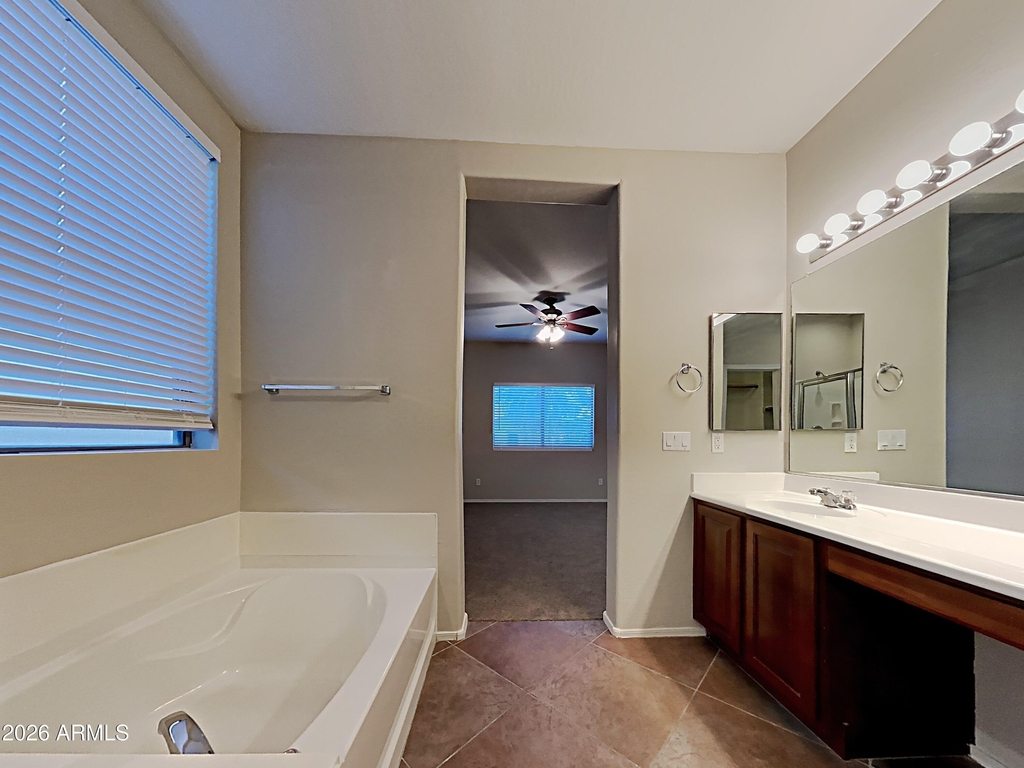 17573 W Lundberg Street - Photo 11