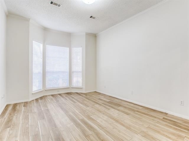696 Allen Road - Photo 18